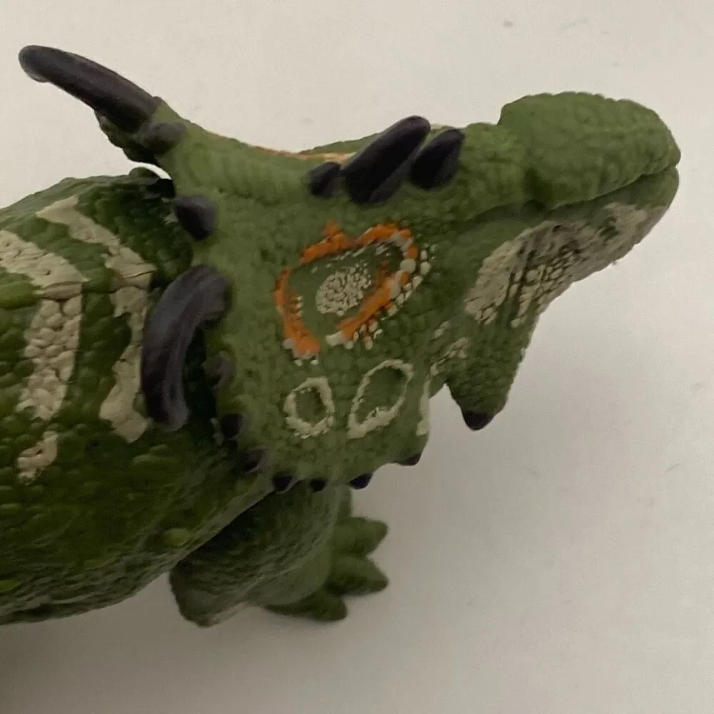 Mattel Green 2018 Jurassic World Fallen Kingdom Roarivores Sinoceratops Dinosaur